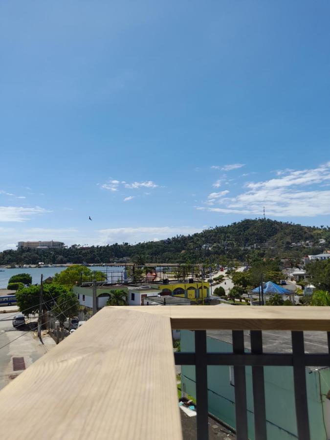 Hostal Marina Samana Exterior photo
