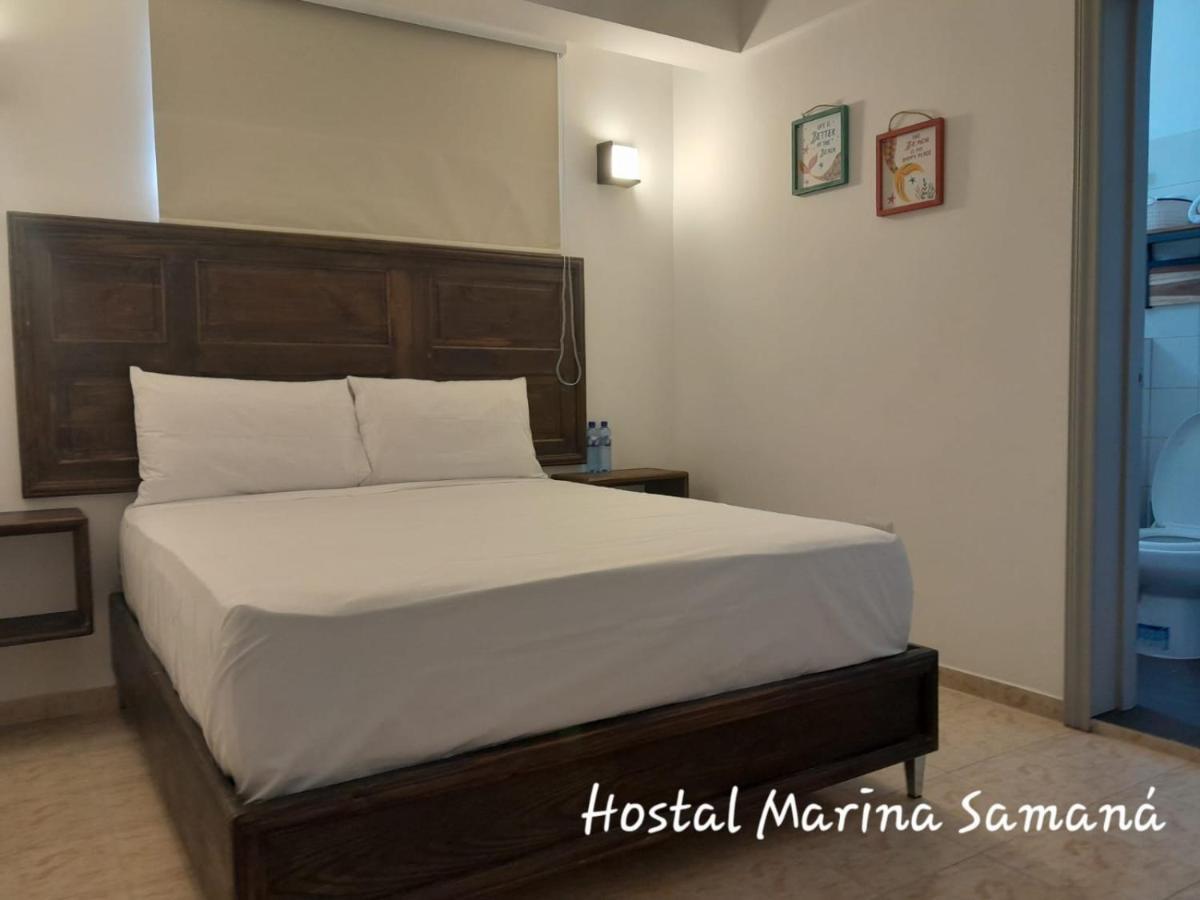 Hostal Marina Samana Exterior photo