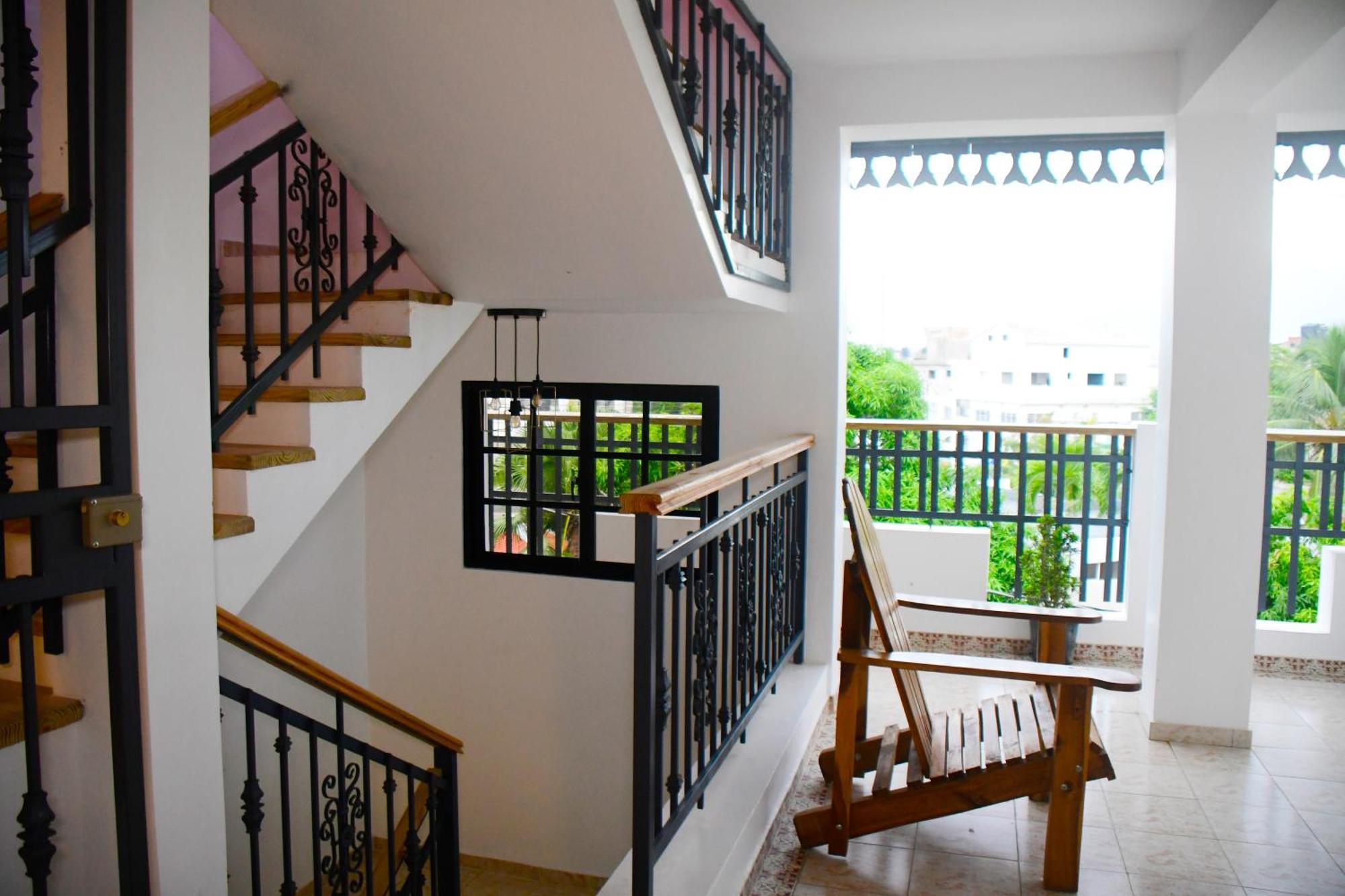 Hostal Marina Samana Exterior photo